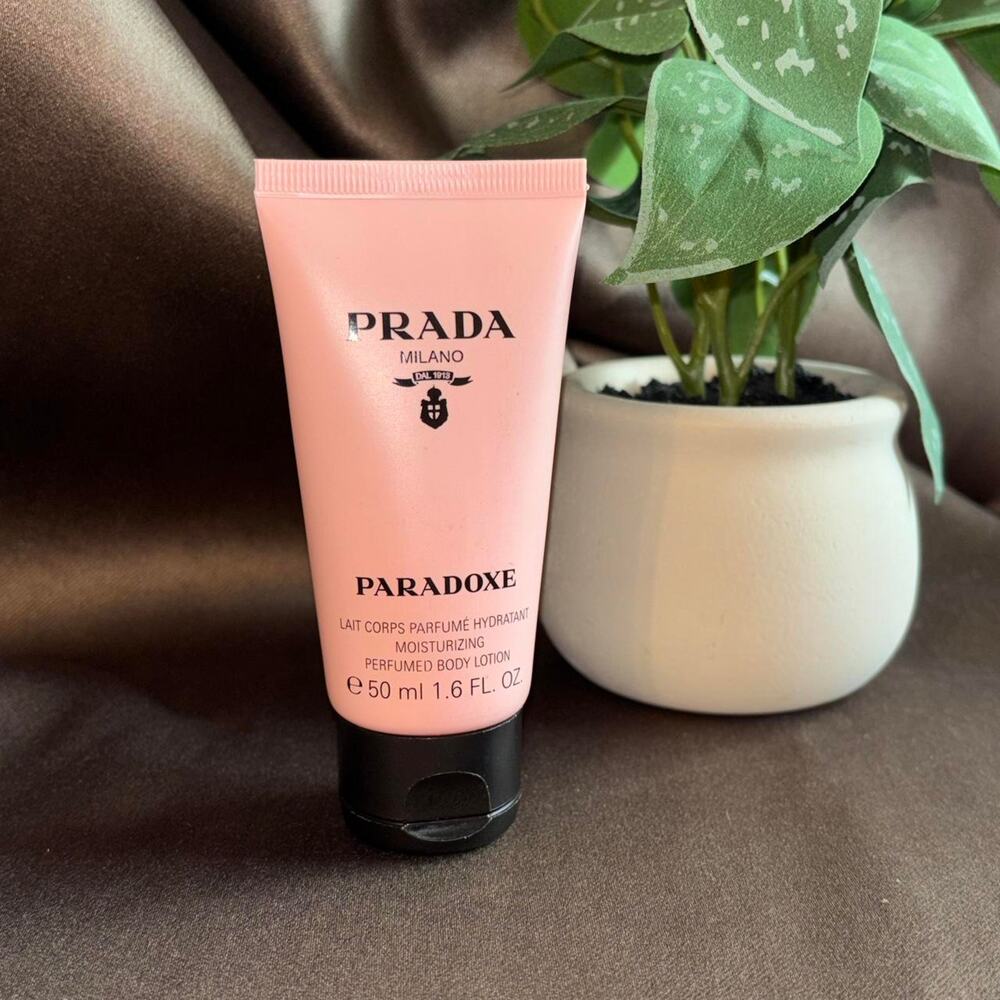 💚 Prada paradoxe moisturizing body lotion